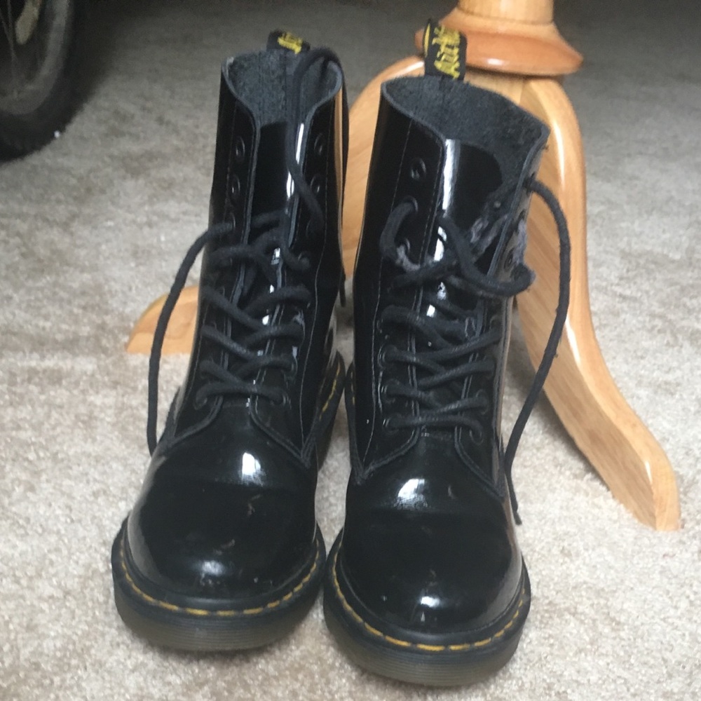 Dr. Martens heeled combat boots *Make me an offer*